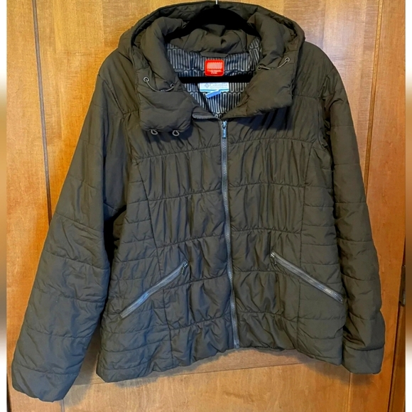 Columbia Jackets & Blazers - WOMEN'S COLUMBIA GREEN JACKET
